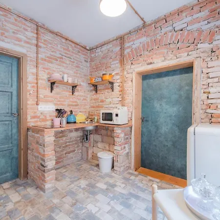 Apartment At The Zeus *